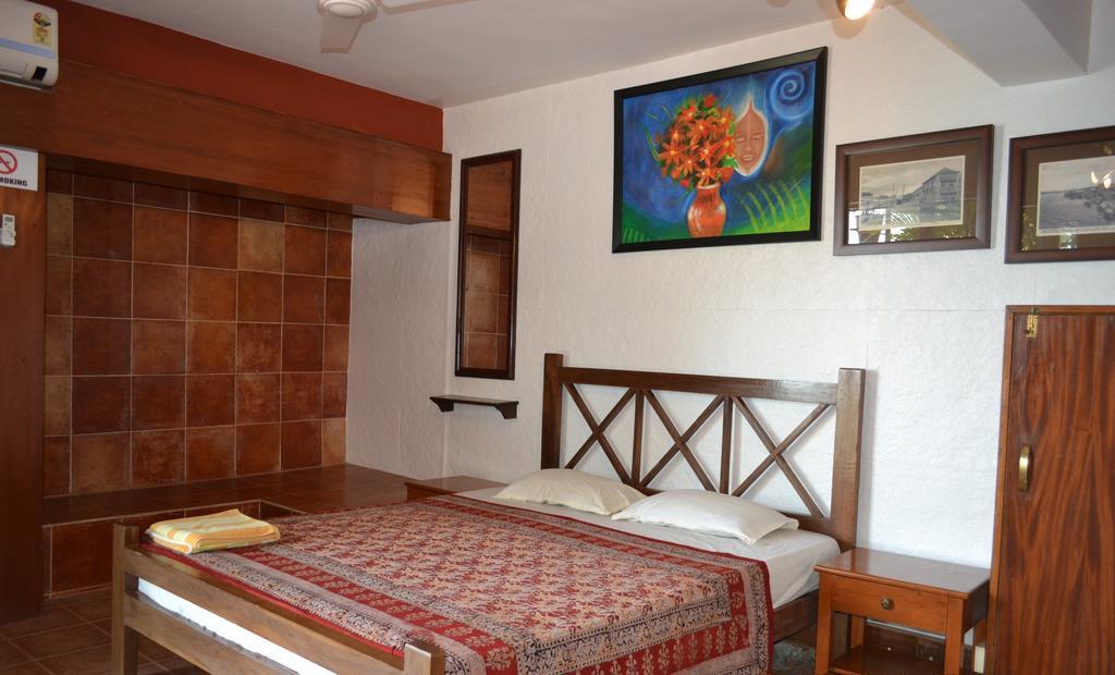Casa Tropicana - Hotel & Homestays Panaji Oda fotoğraf